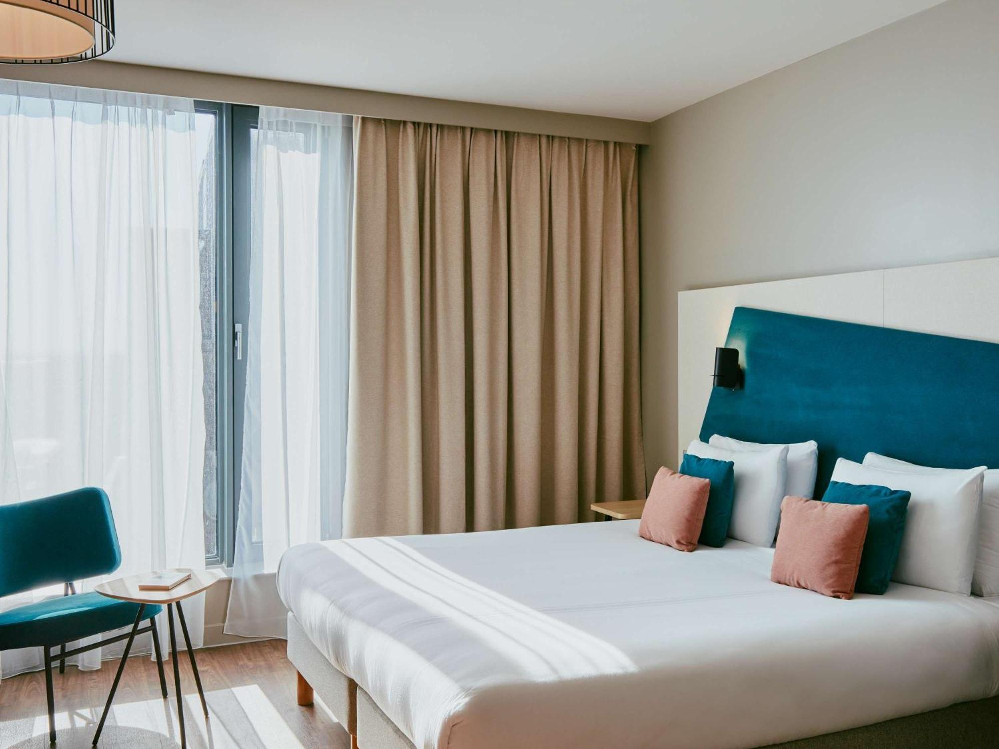 Adagio Aparthotel 4*