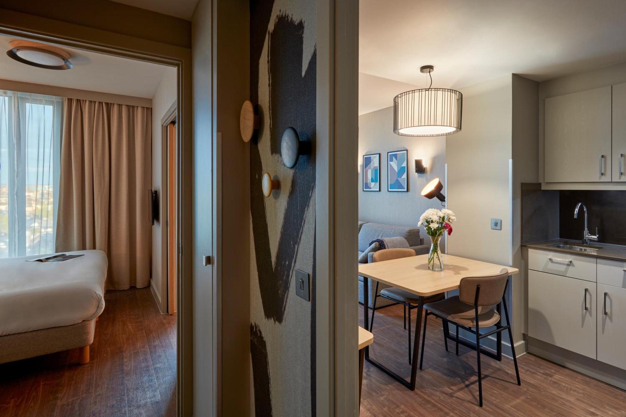 Adagio Aparthotel 4*