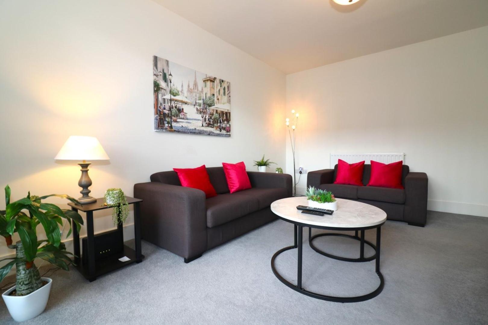 Signature - Oatlands House Glasgow