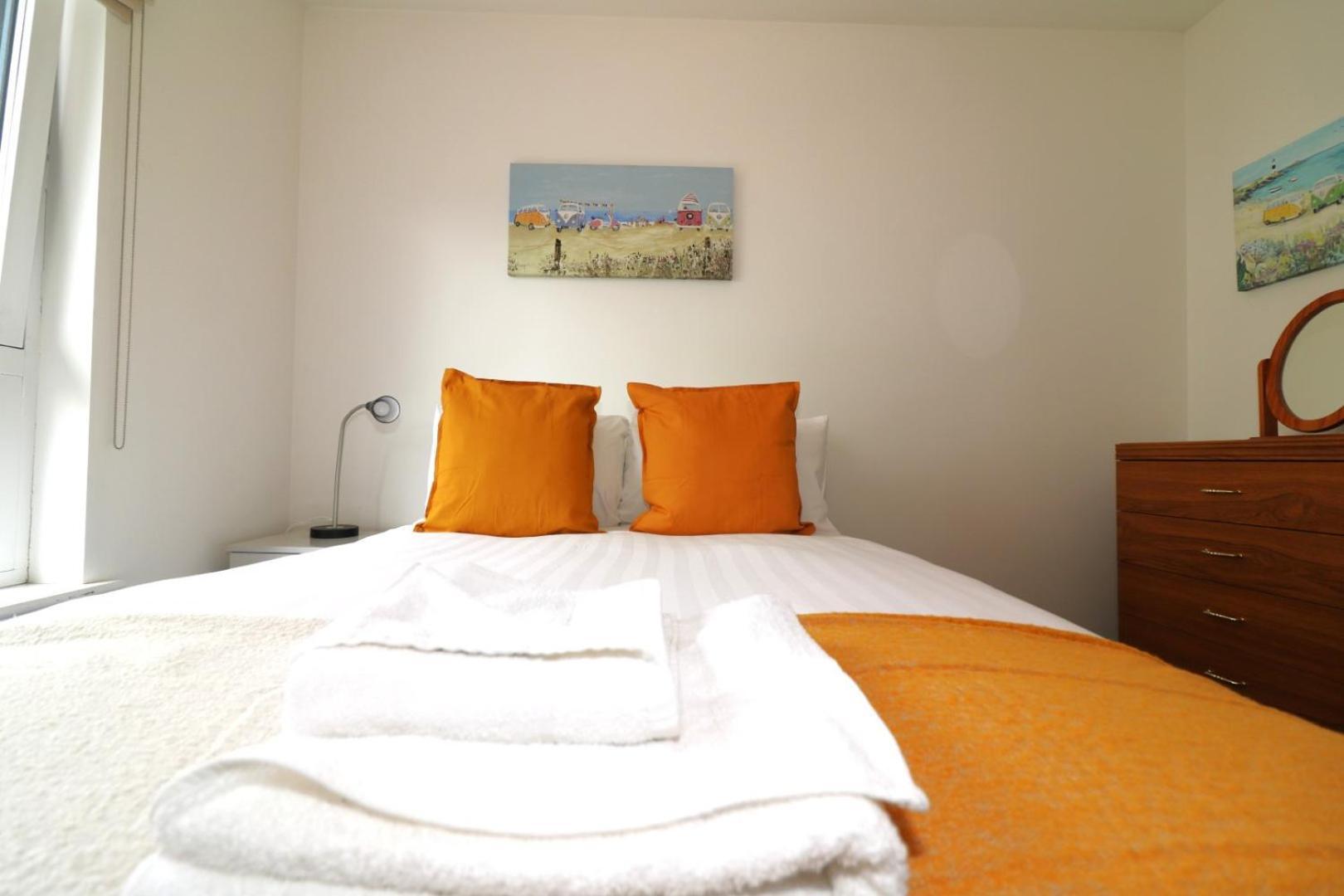Signature - Oatlands House *