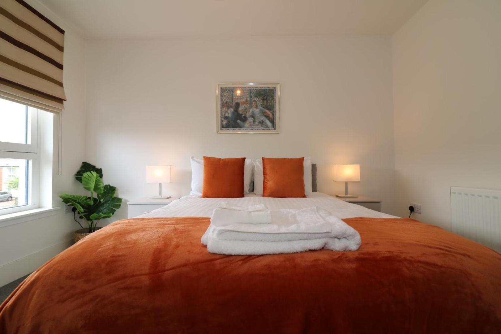 Signature - Oatlands House Apartment
