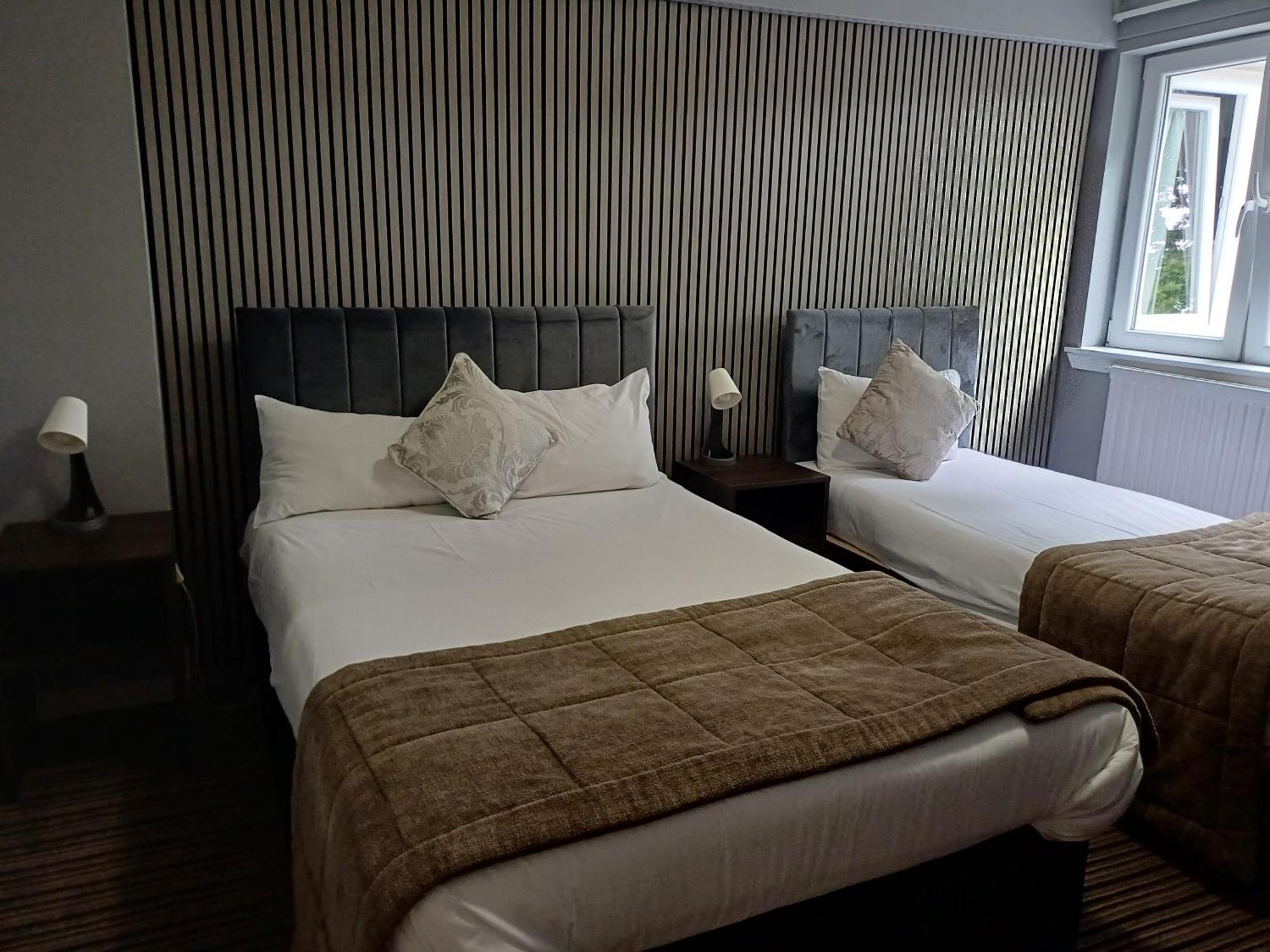 Kings Park Hotel Glasgow