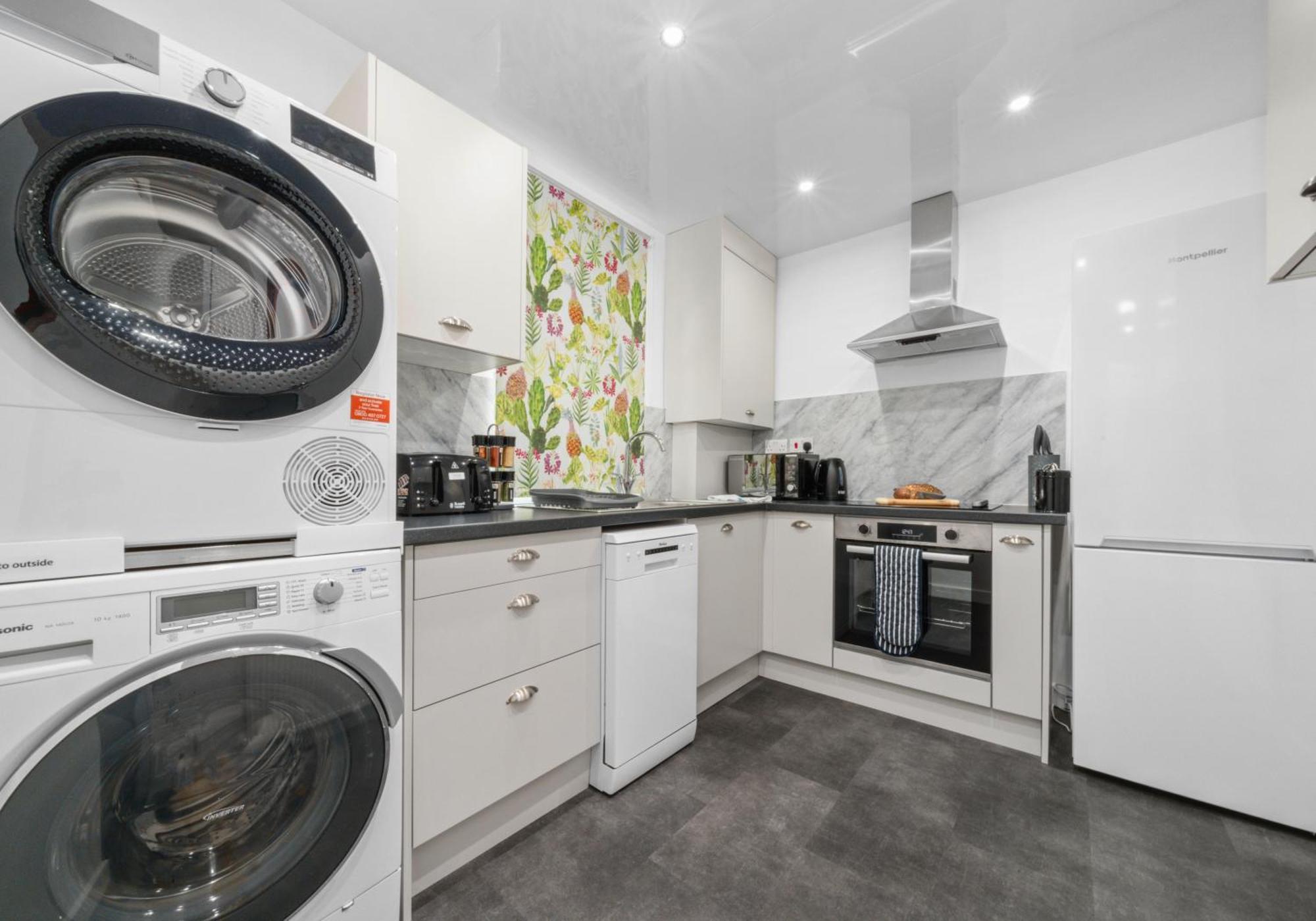 Fraser House By Klass Living Rutherglen Holiday home Glasgow