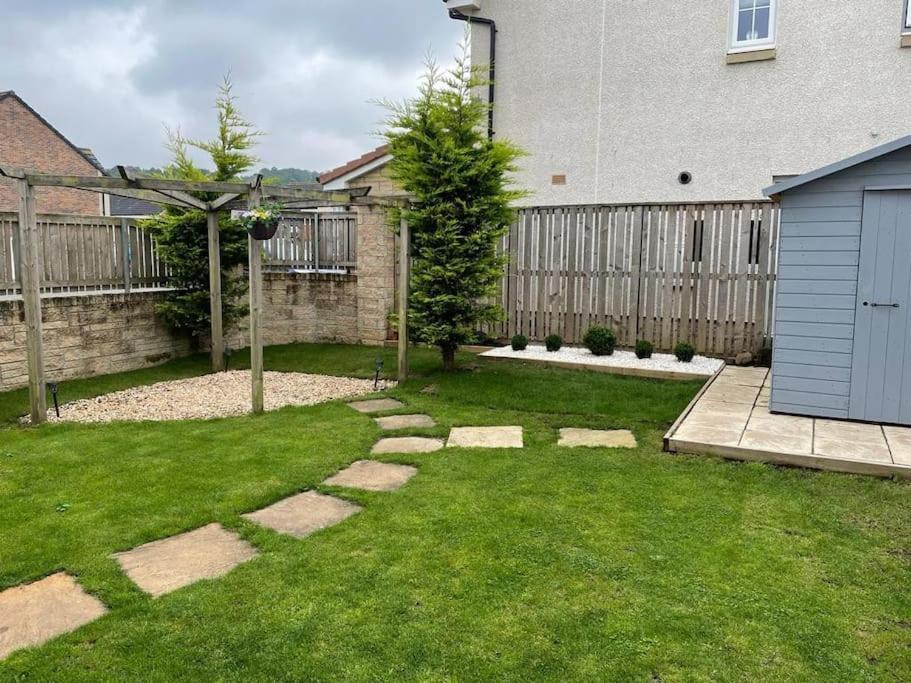 Entire 4 Bed Perfect Family In Villa Glasgow