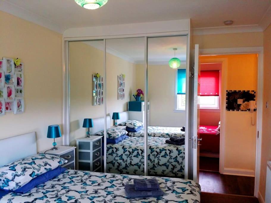 3 Bedroom - Free Parking & Wifi 350mbps * Glasgow