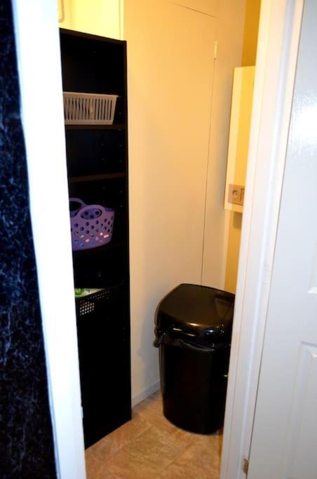 Apartment 3 Bedroom - Free Parking & Wifi 350mbps