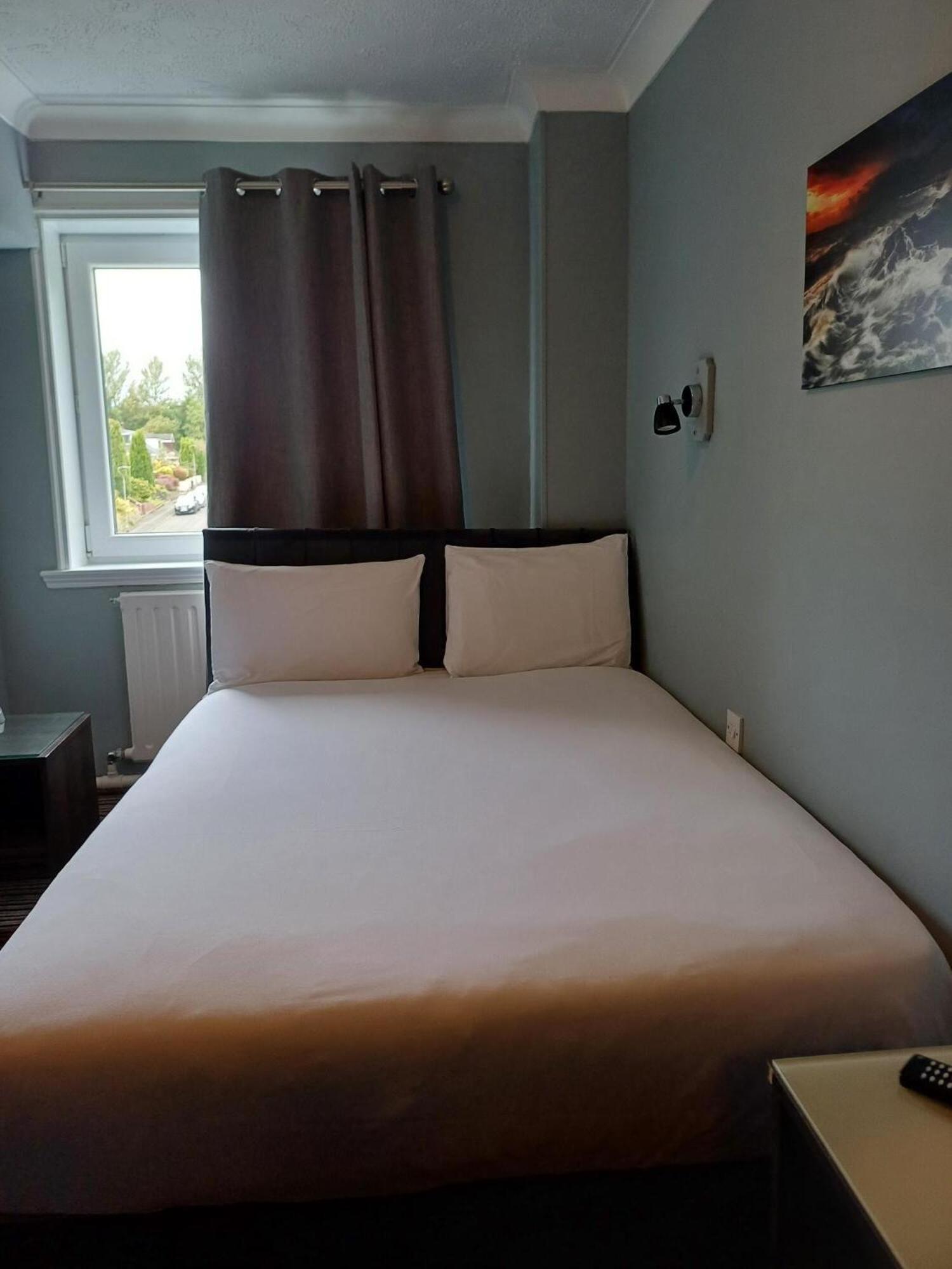Kings Park Hotel Glasgow