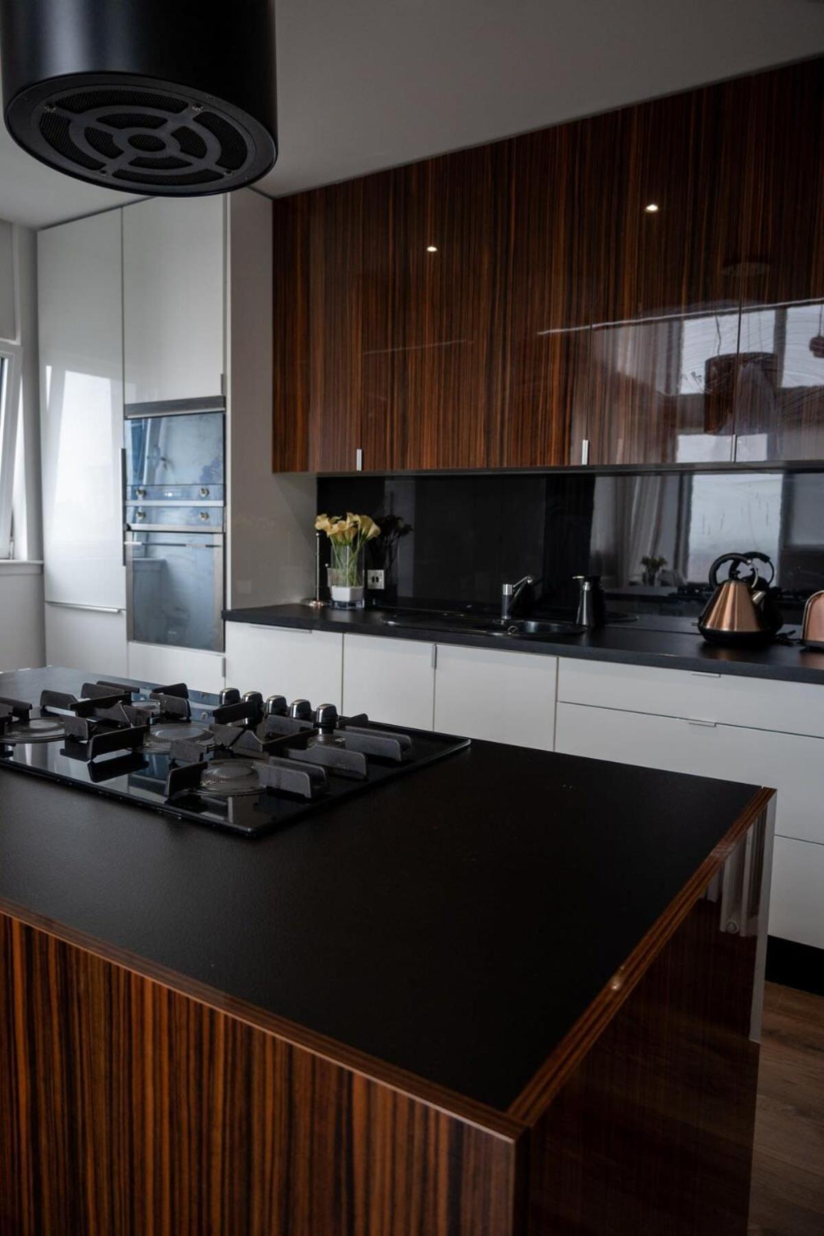 Apartment Stunning 3 Bed Penthouse In West End *