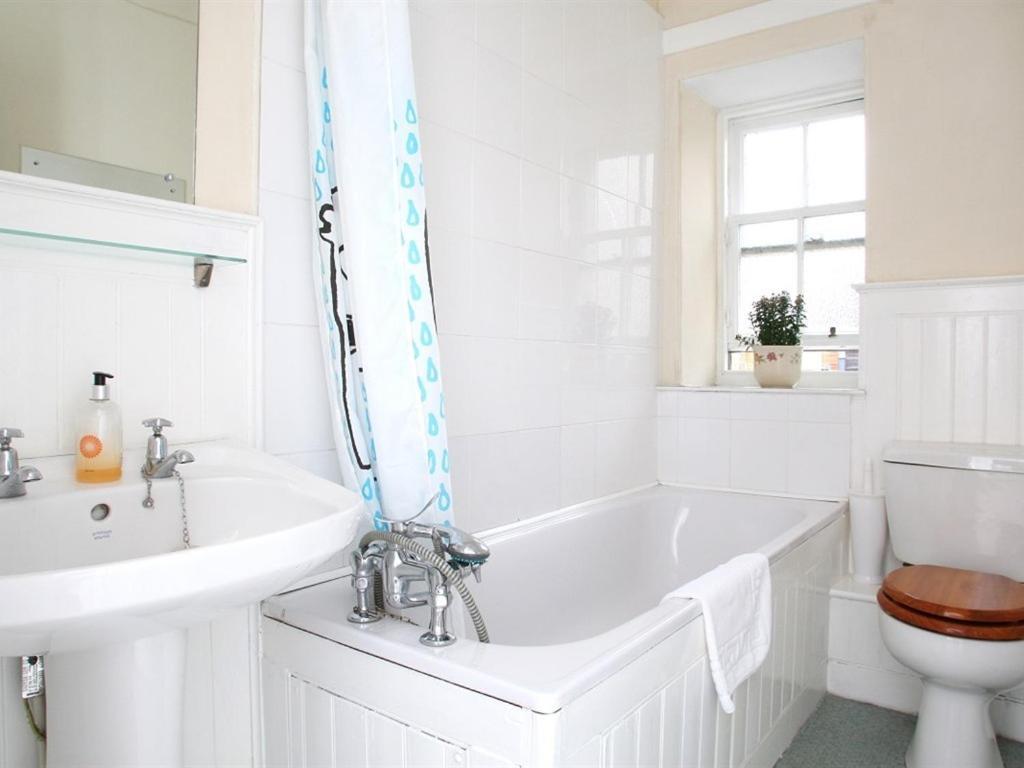Charlotte Service Aparments * Glasgow