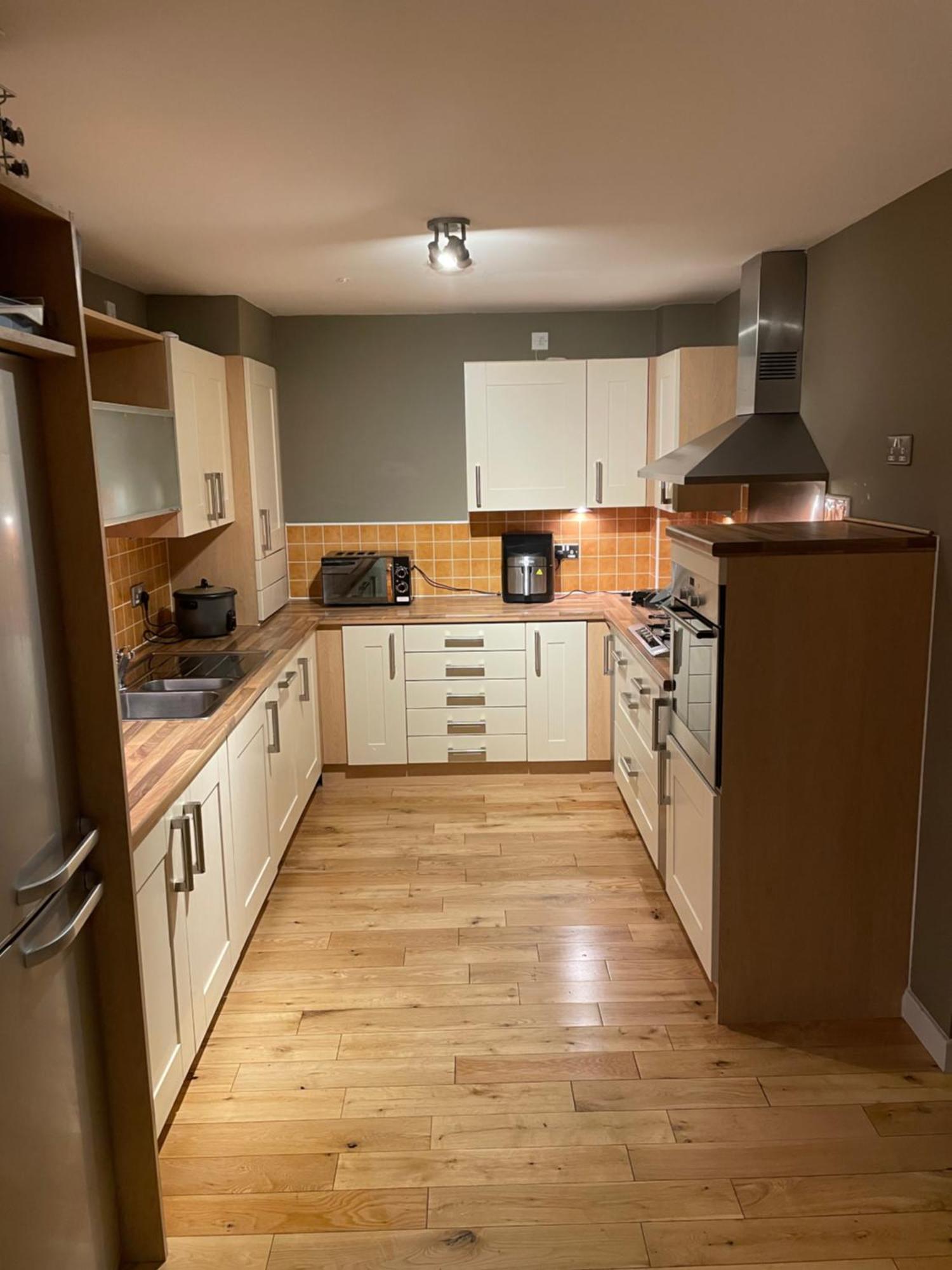 Apartment 5 Beds ,4 Bedroom Duplex West Of Near Centre Glasgow