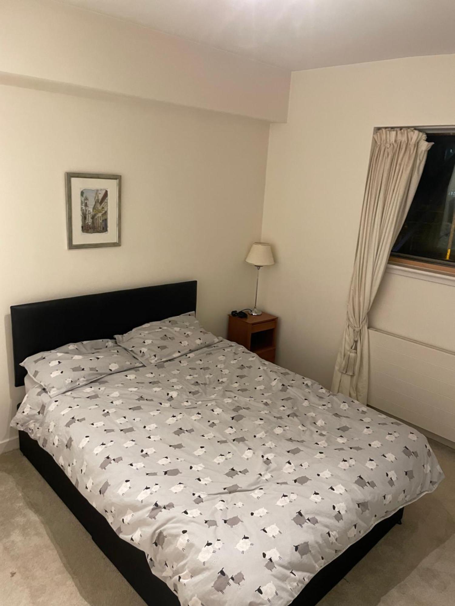 5 Beds ,4 Bedroom Duplex West Of Near Centre