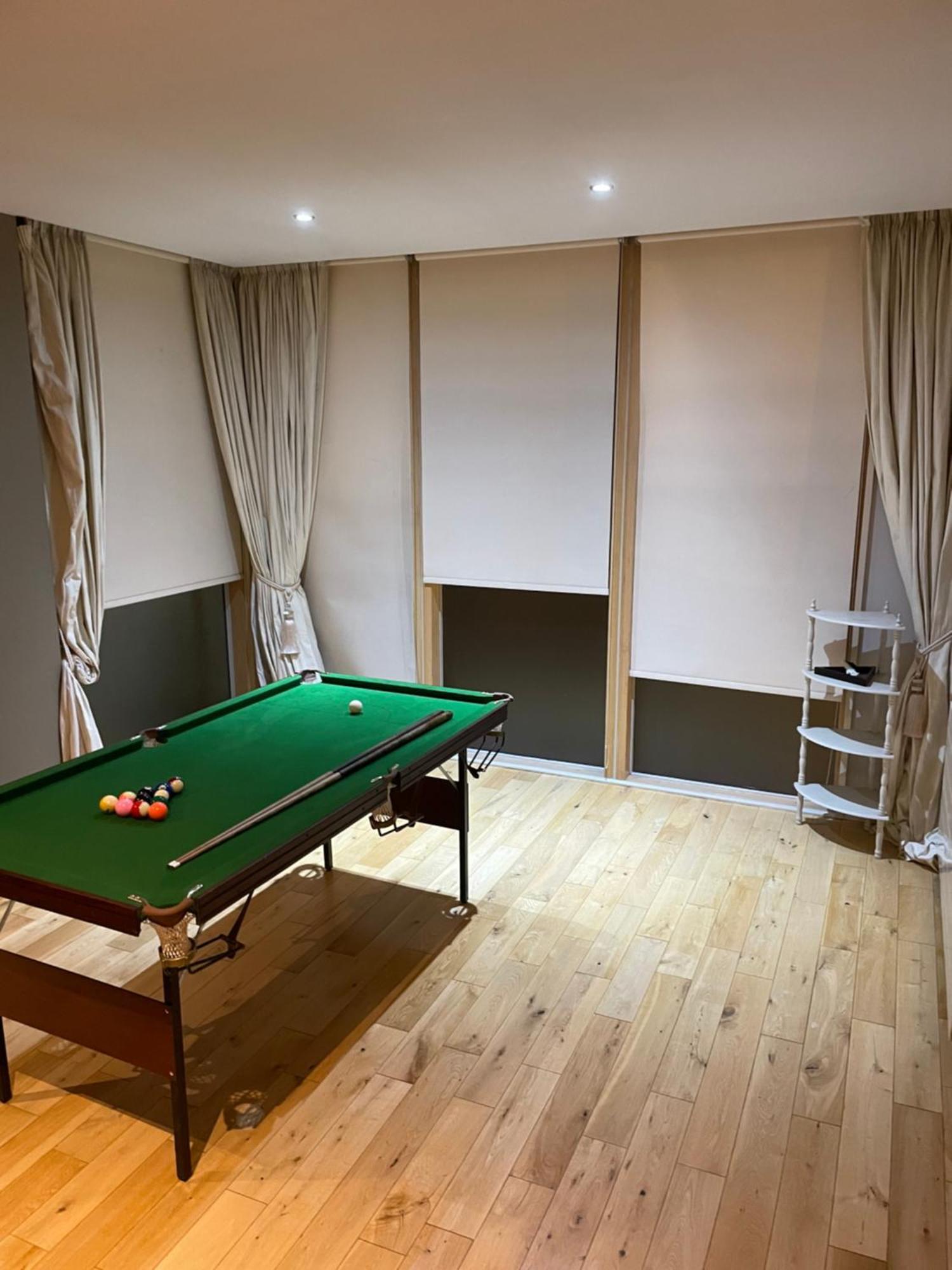 Apartment 5 Beds ,4 Bedroom Duplex West Of Near Centre *