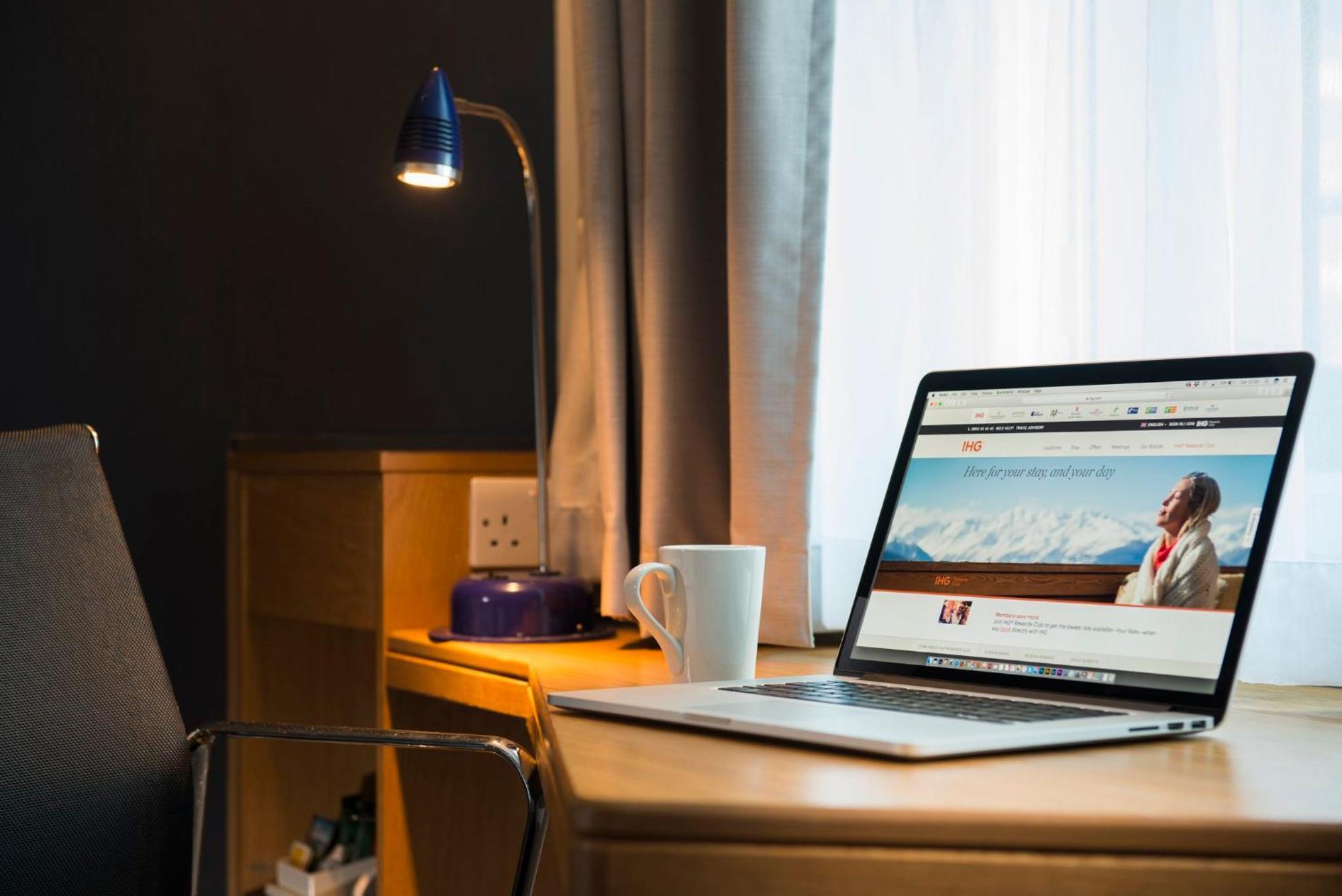 Express - - Ctr Riverside By Ihg Hotel 3*