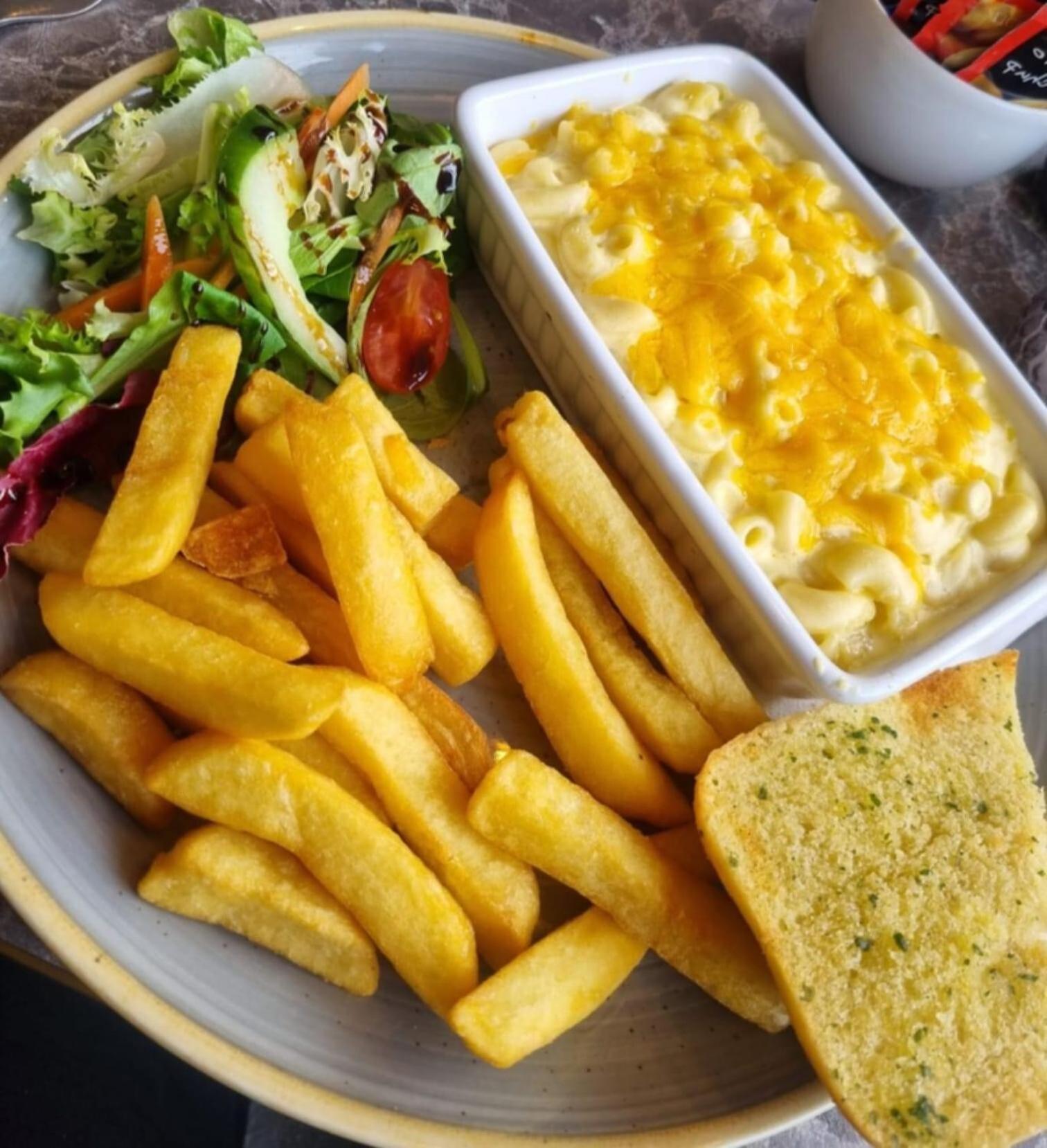 Kings Park Hotel 3*
