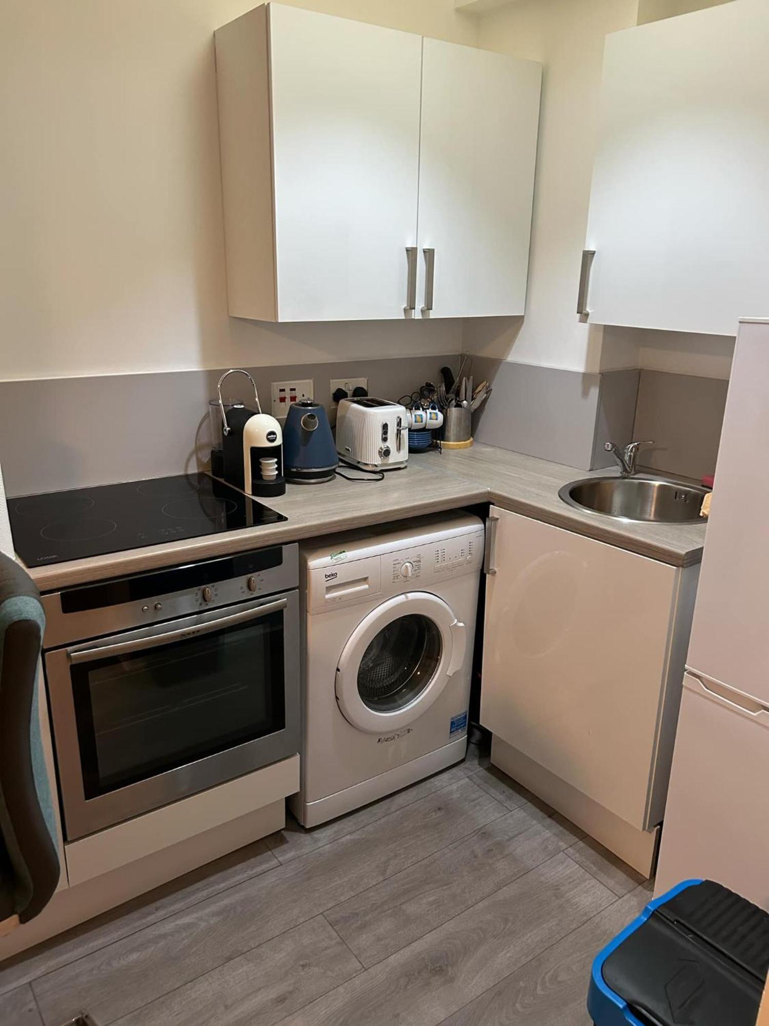 Cozy, Modern Flat In Govan