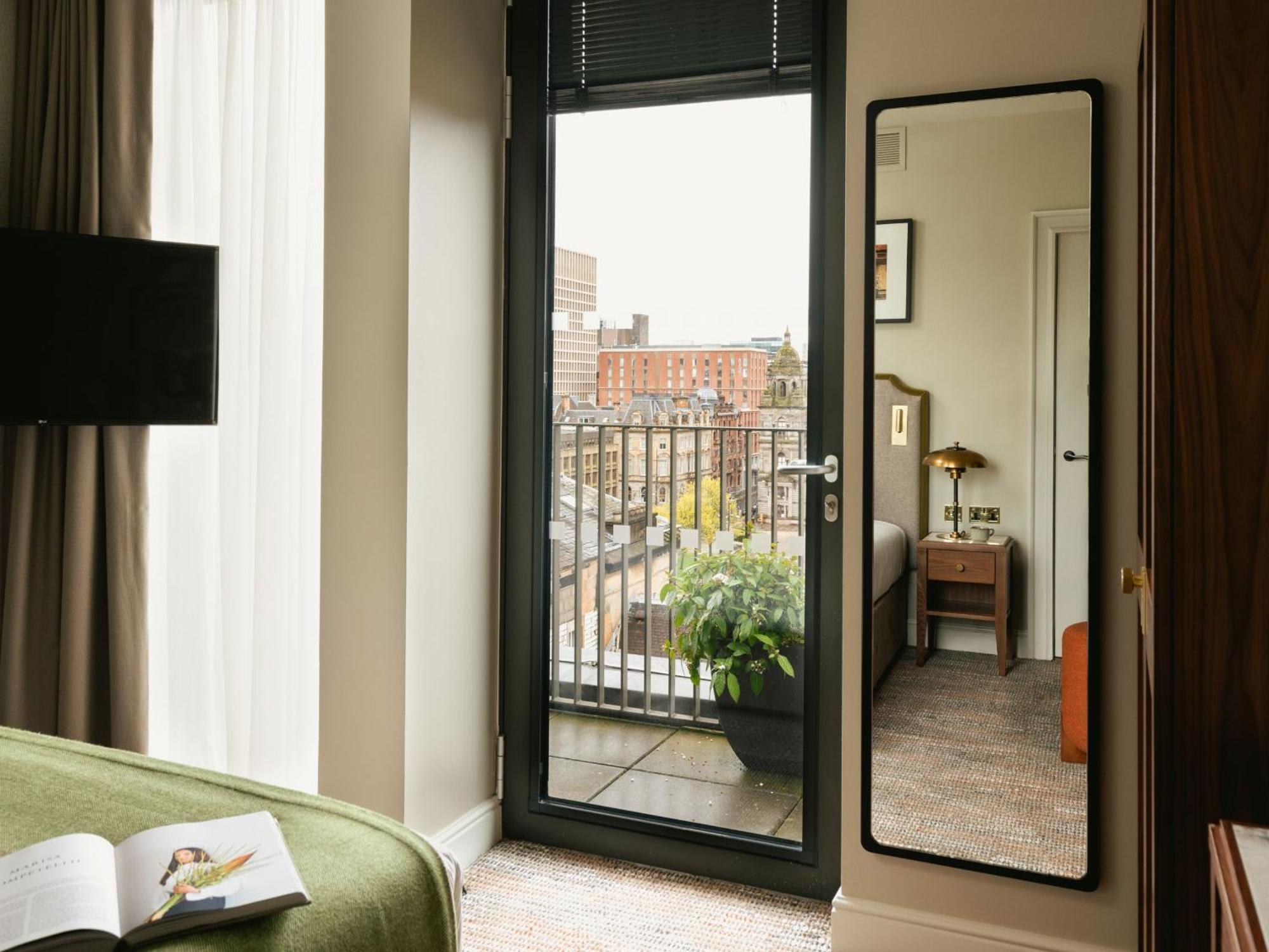 Aparthotel Native 4*