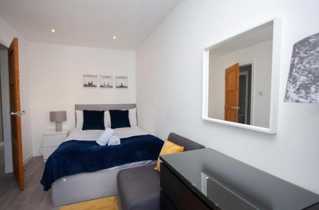 Southside Flat With Private Garden! * Glasgow