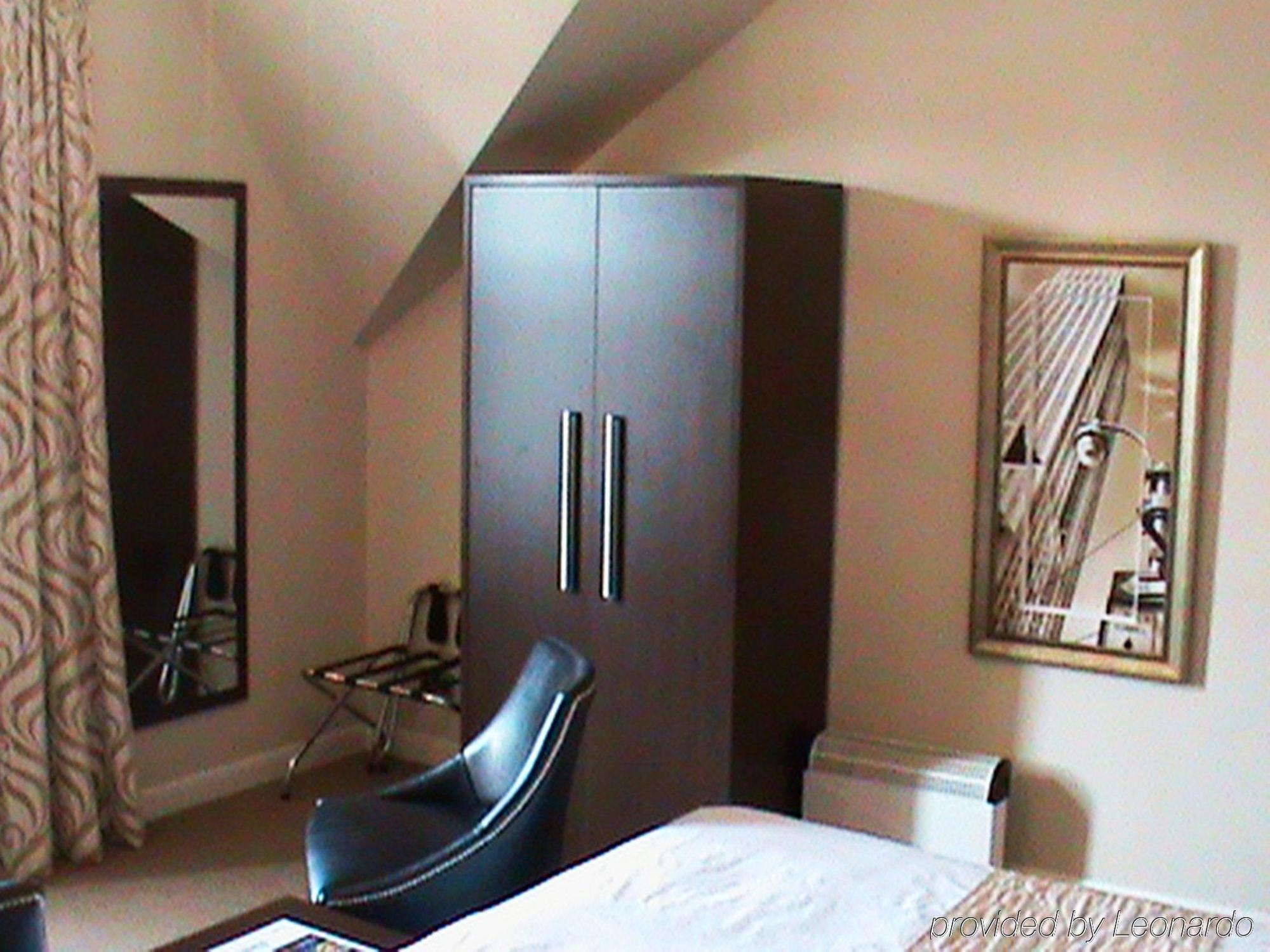 Hotel Number 10 4*