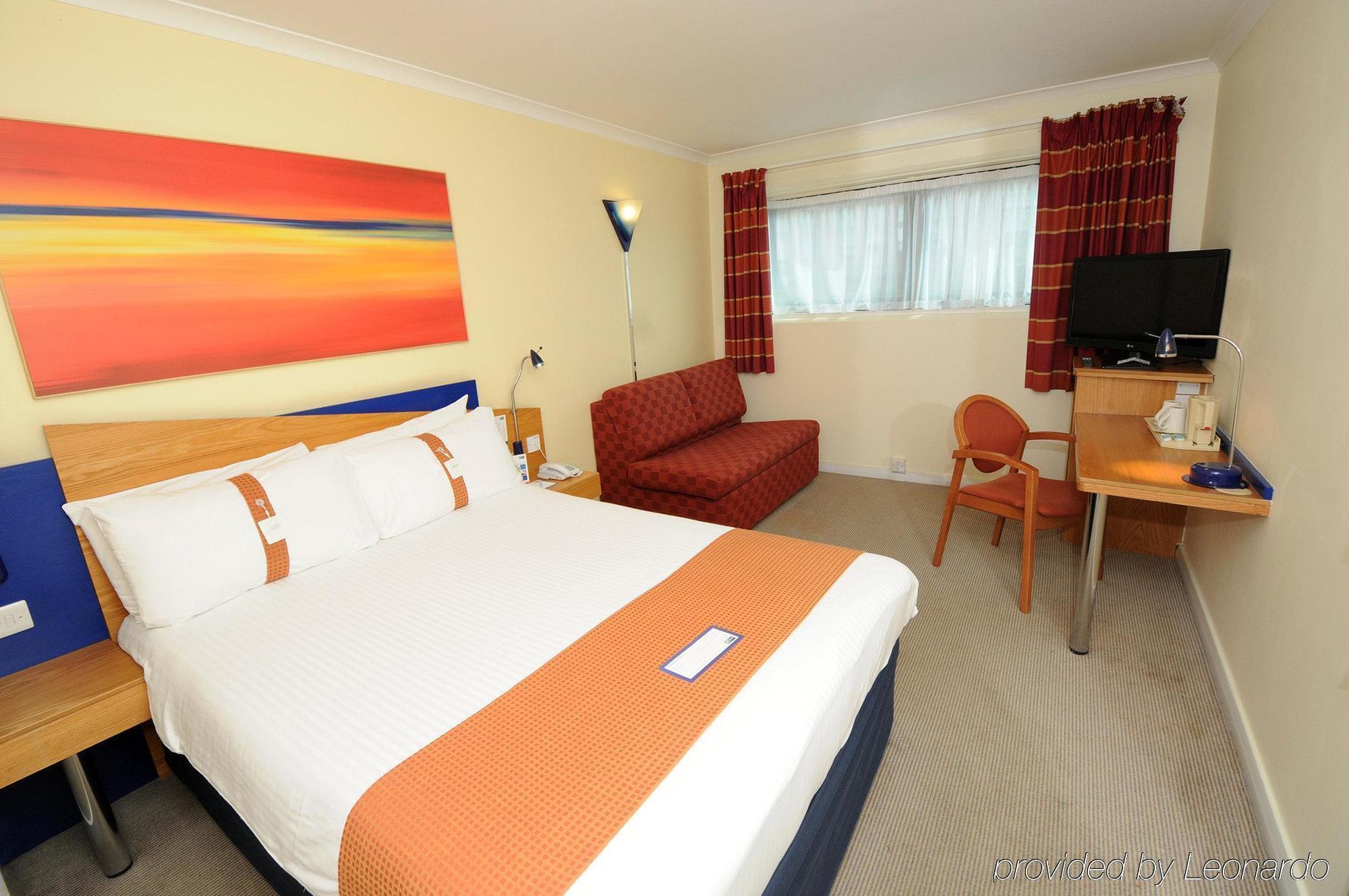 Express - - Ctr Riverside By Ihg Hotel