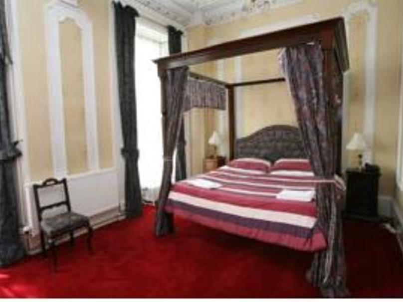 Clifton 3* Glasgow