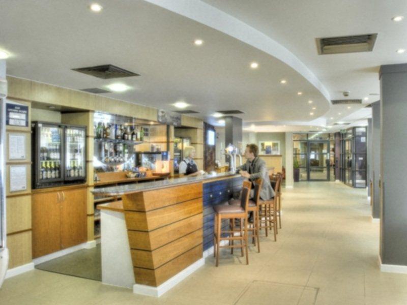 Hotel Express - - Ctr Riverside By Ihg