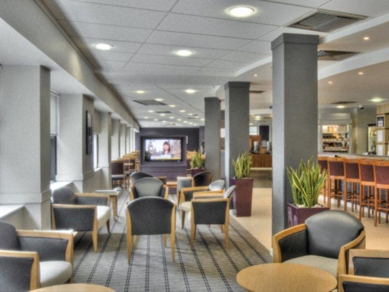 Express - - Ctr Riverside By Ihg