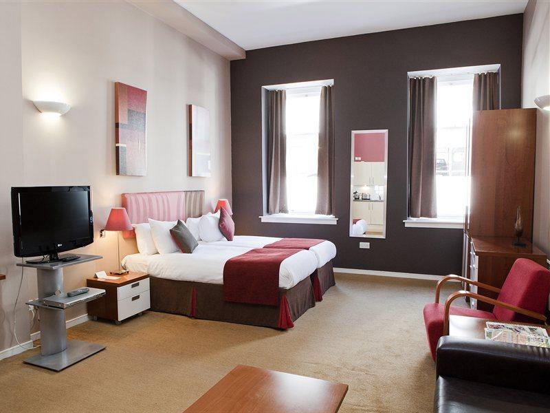 Fraser Aparthotel 4*