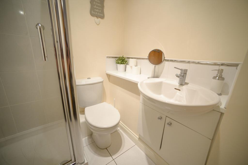 Apartment Admirals Gate Glasgow