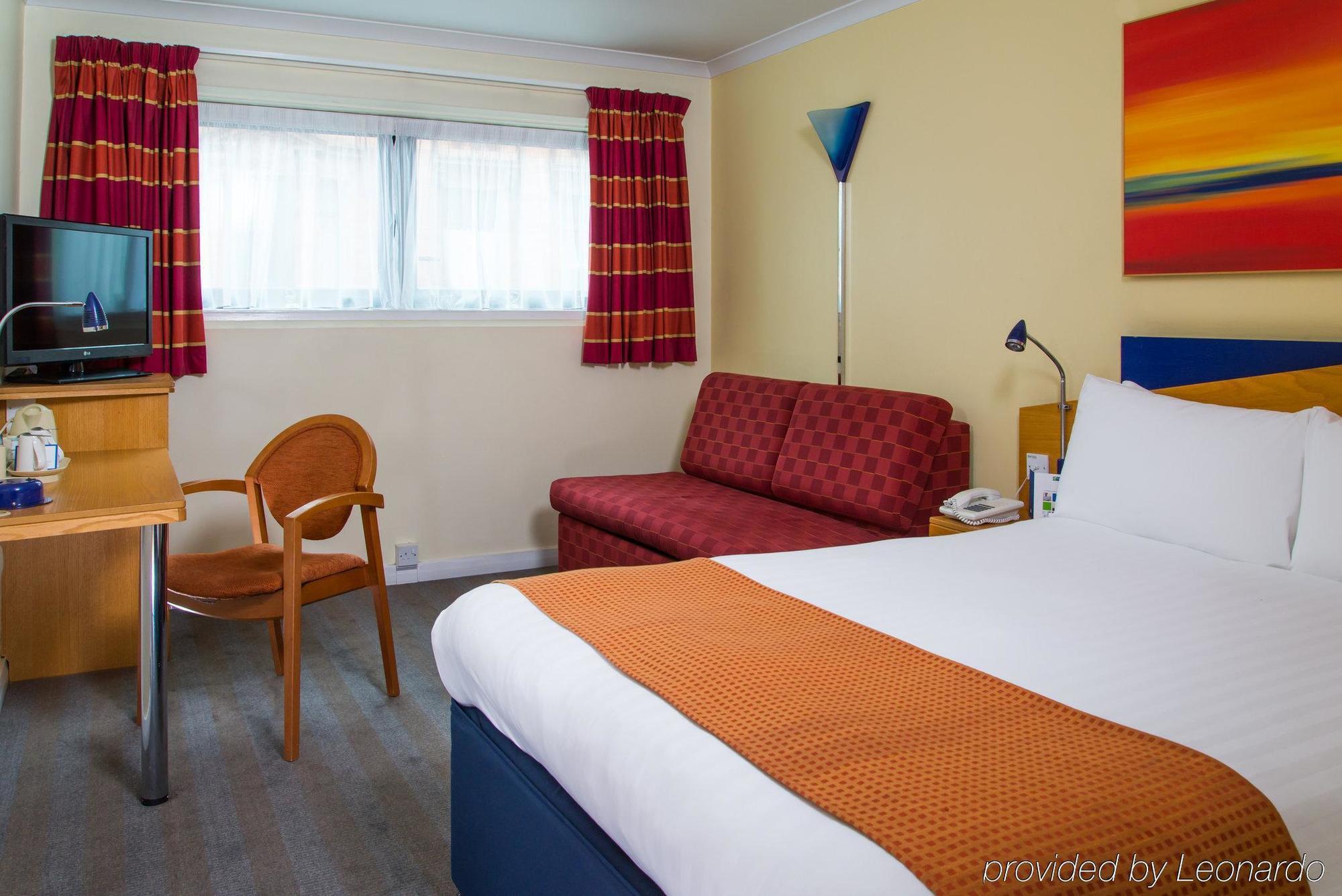 Express - - Ctr Riverside By Ihg