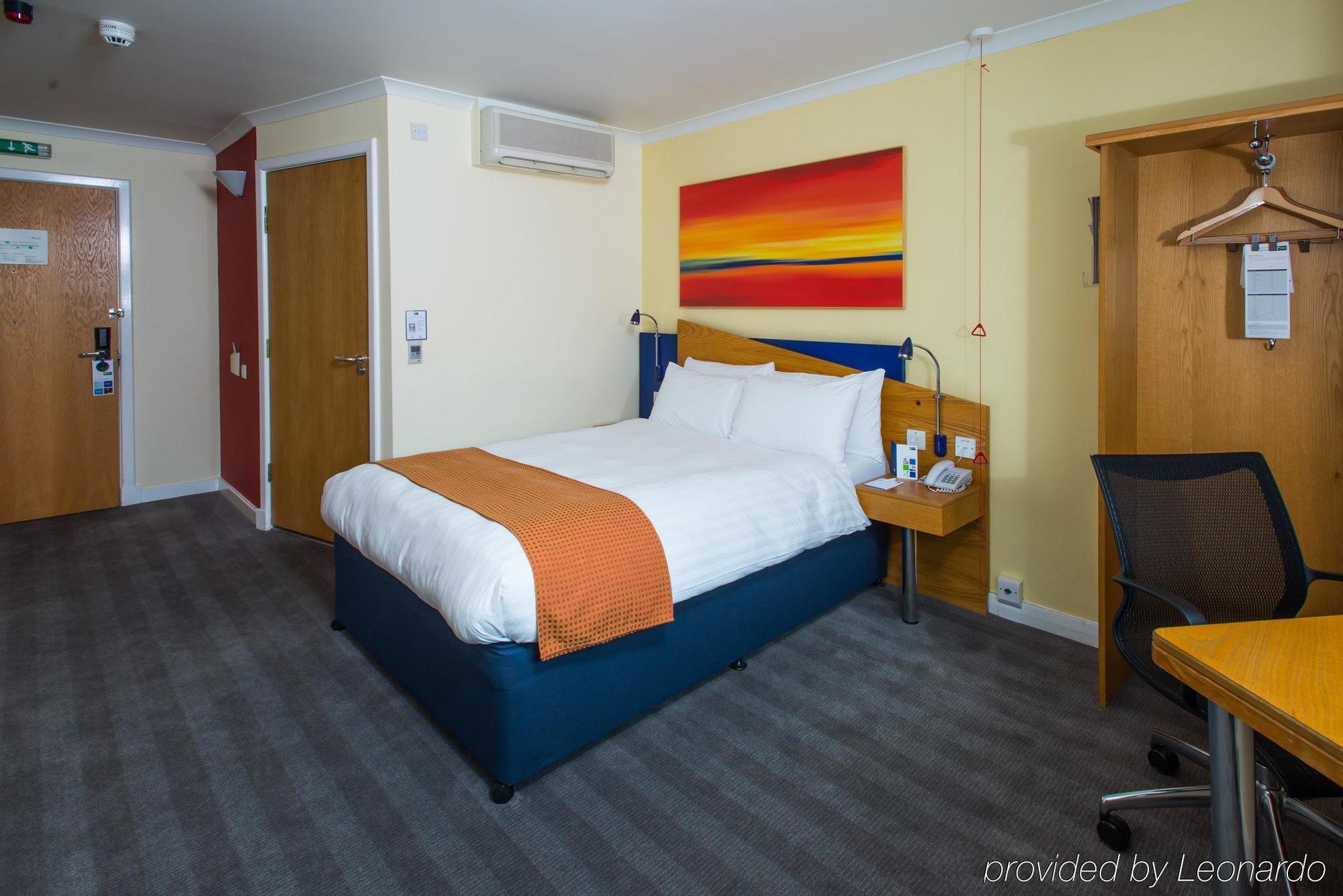Express - - Ctr Riverside By Ihg Hotel 3*