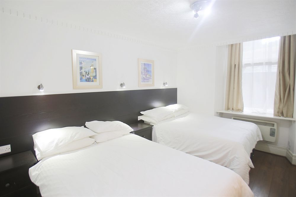 Charing Cross Guest house