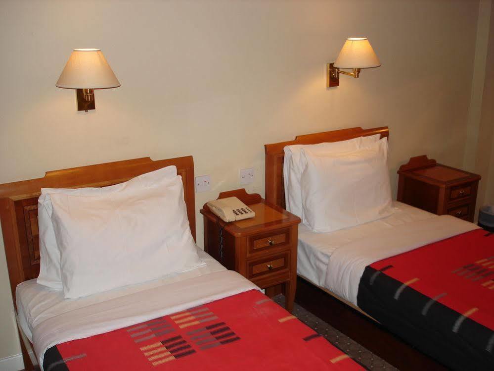 Kings Park Hotel Glasgow