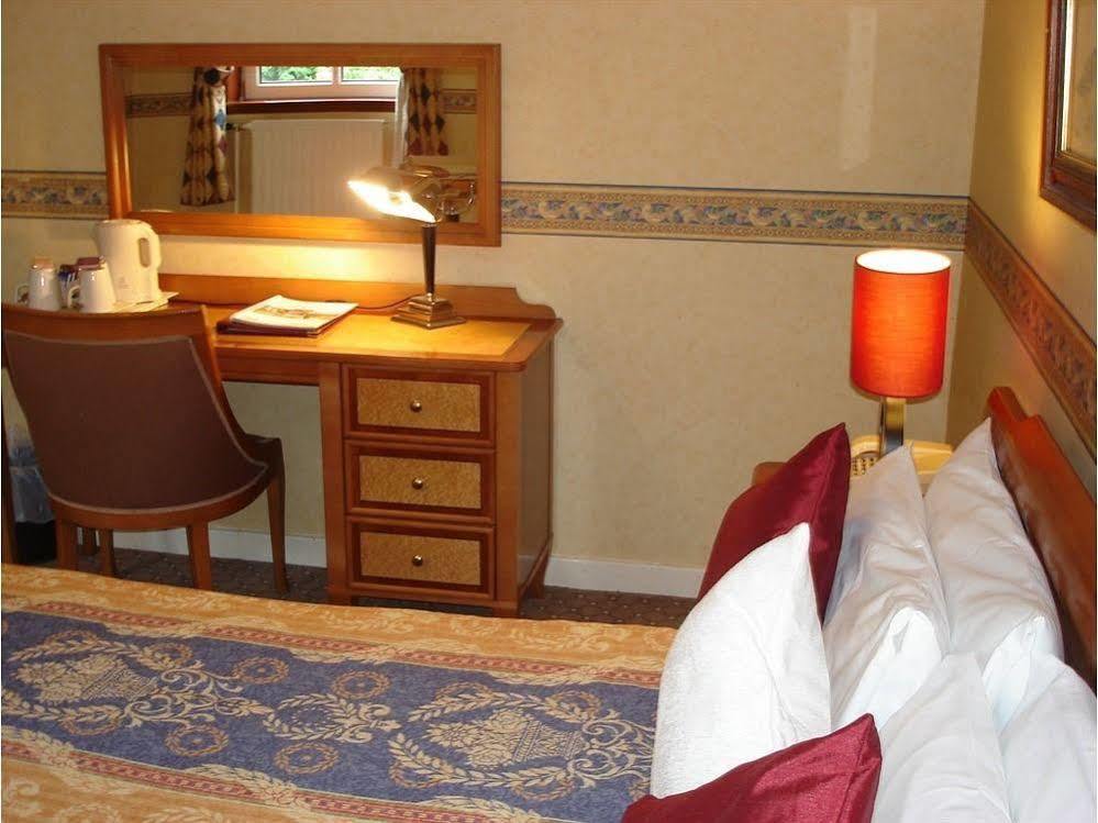 Kings Park Hotel Glasgow