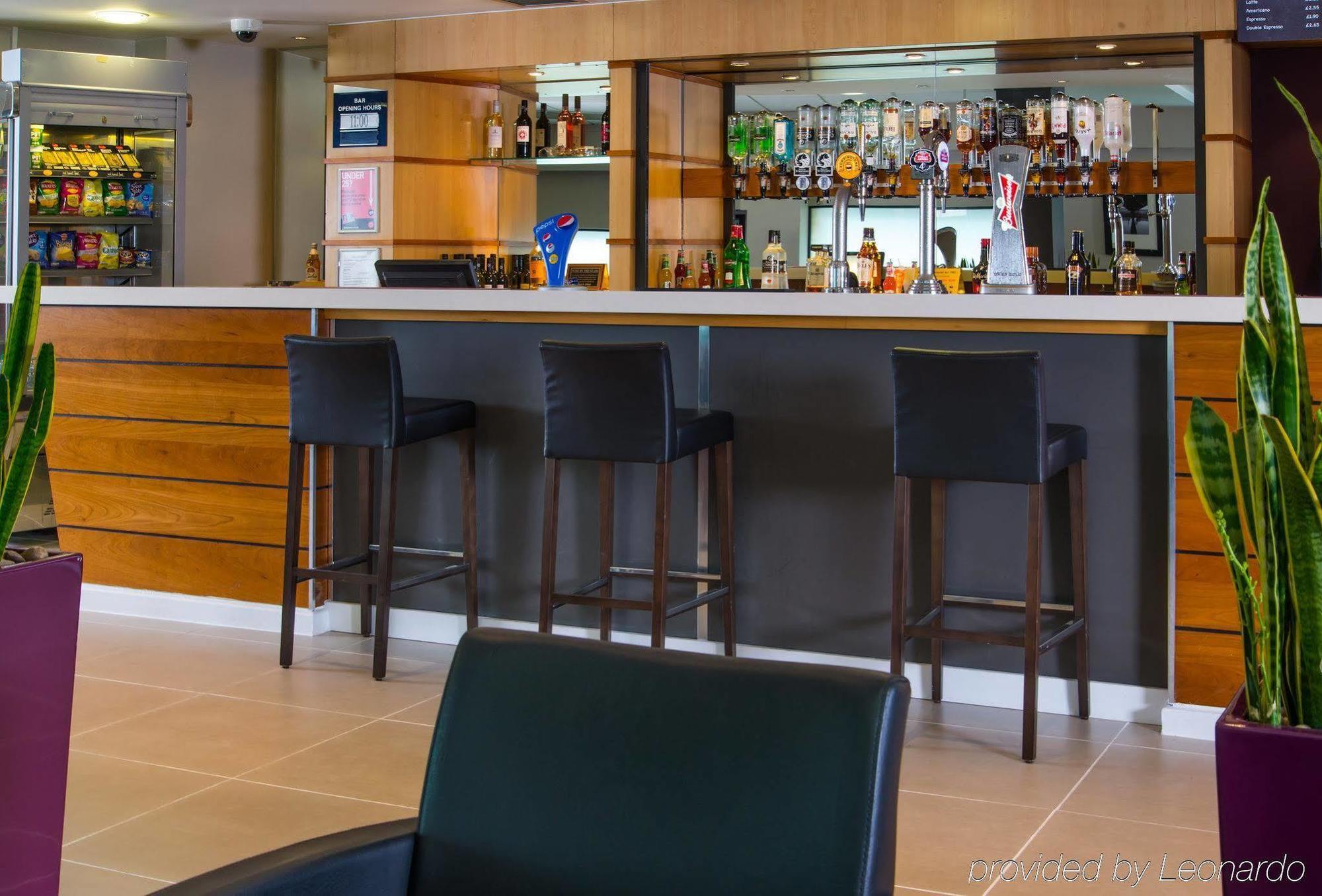 Express - - Ctr Riverside By Ihg