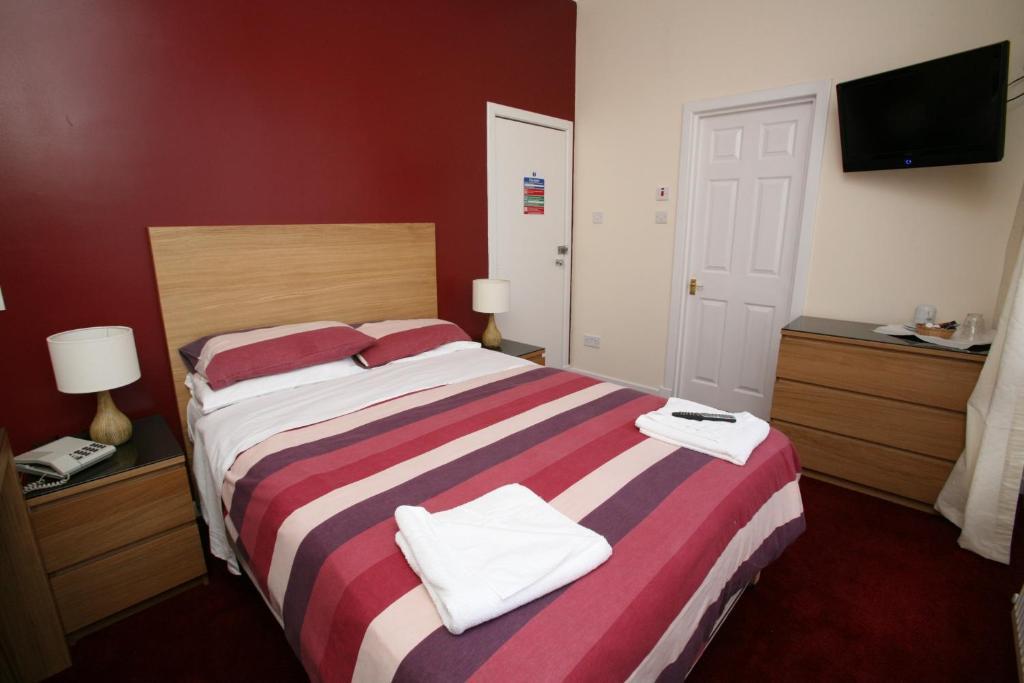 Guest house Clifton 3*