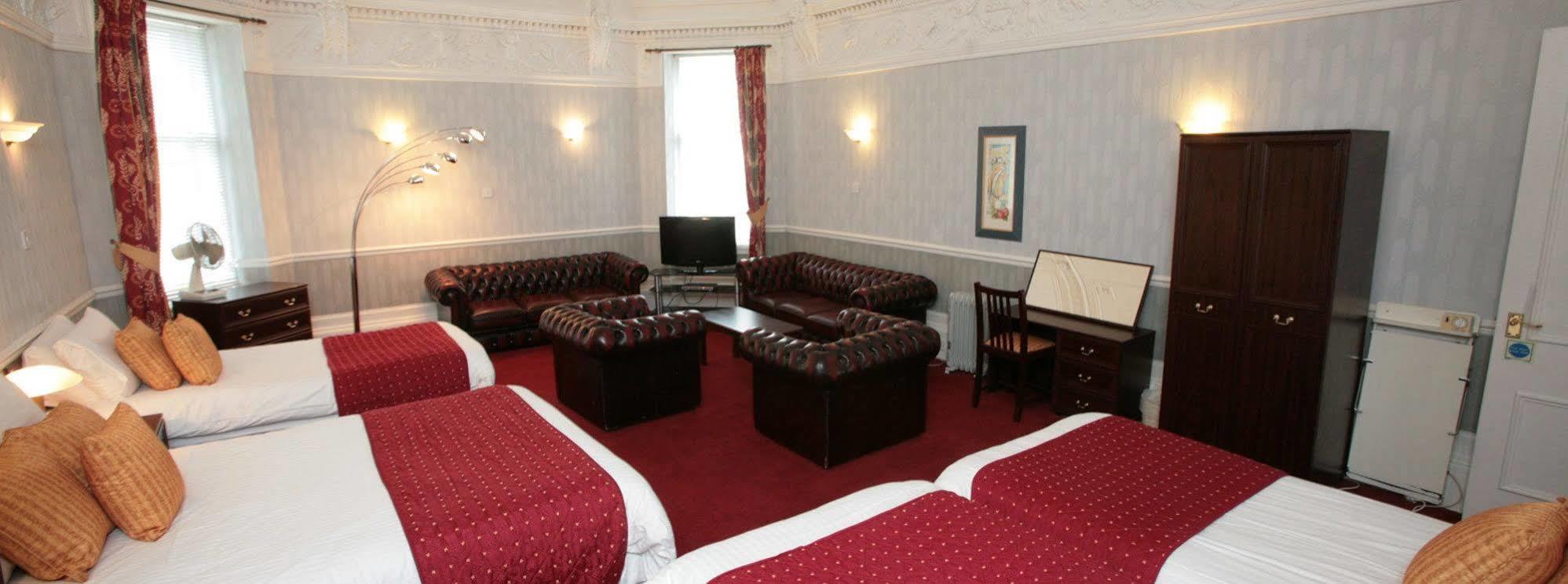Apartment Embassy *