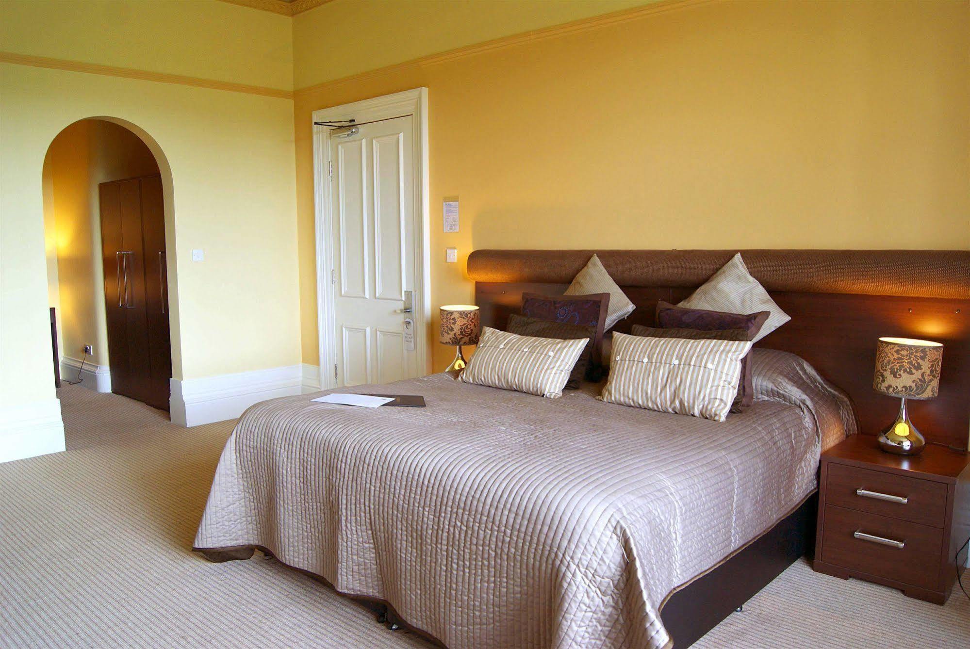 Hotel Number 10 4*