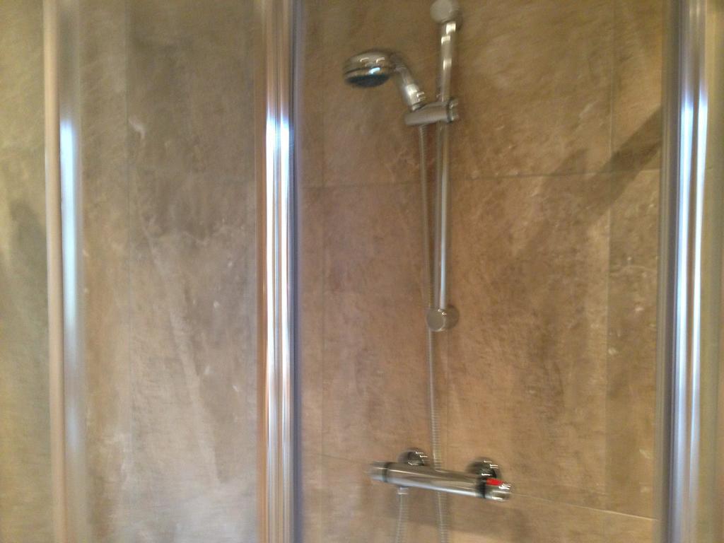 Onslow 3* Glasgow