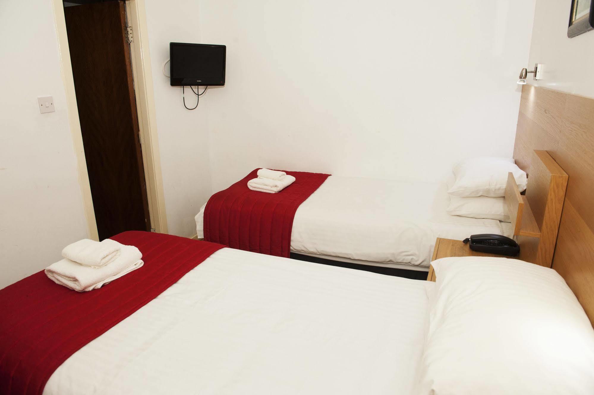 Guest house Charing Cross