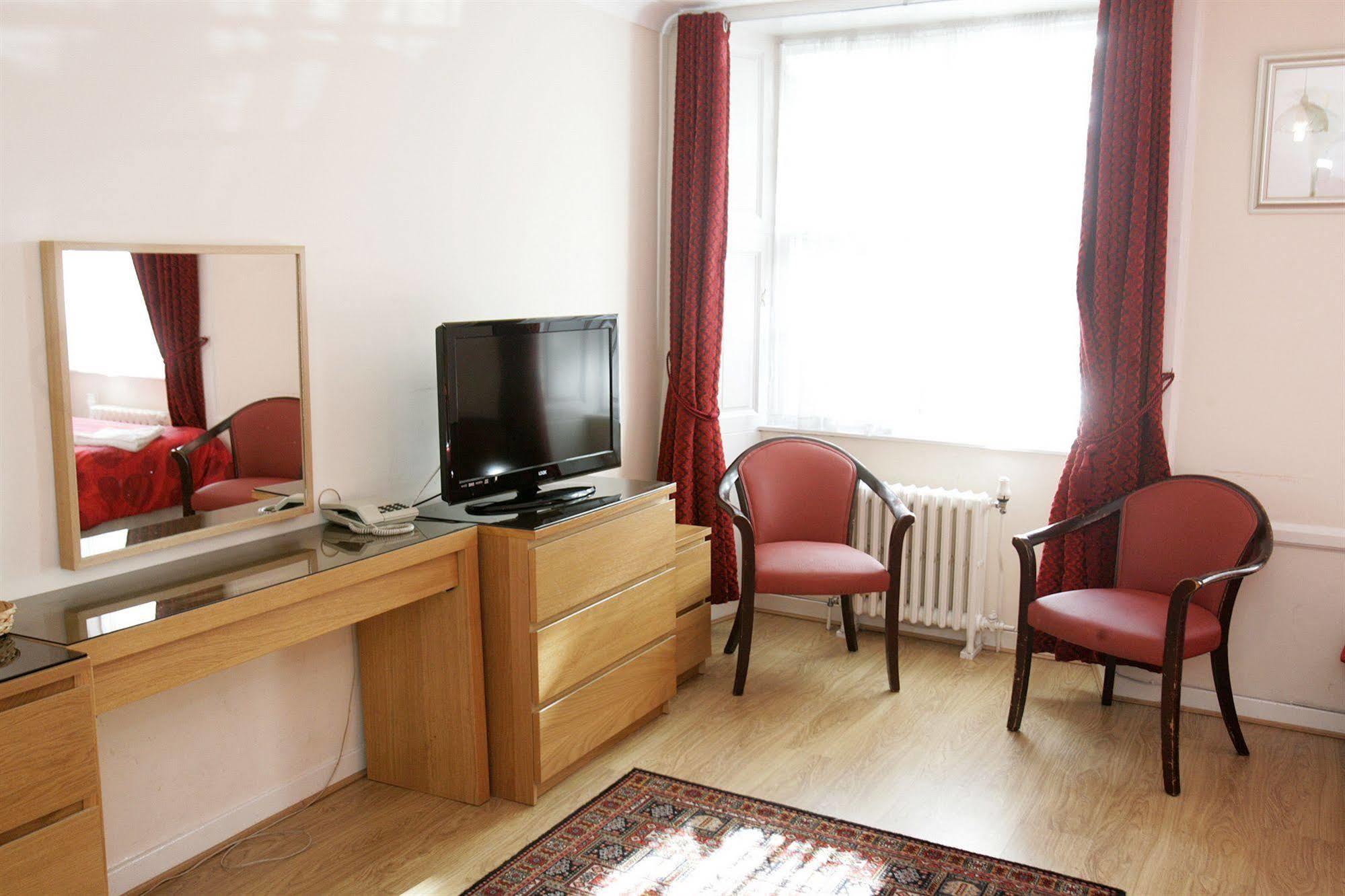 Clifton 3* Glasgow