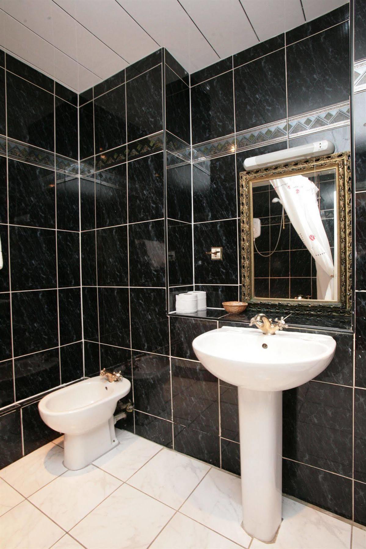 Clifton 3* Glasgow