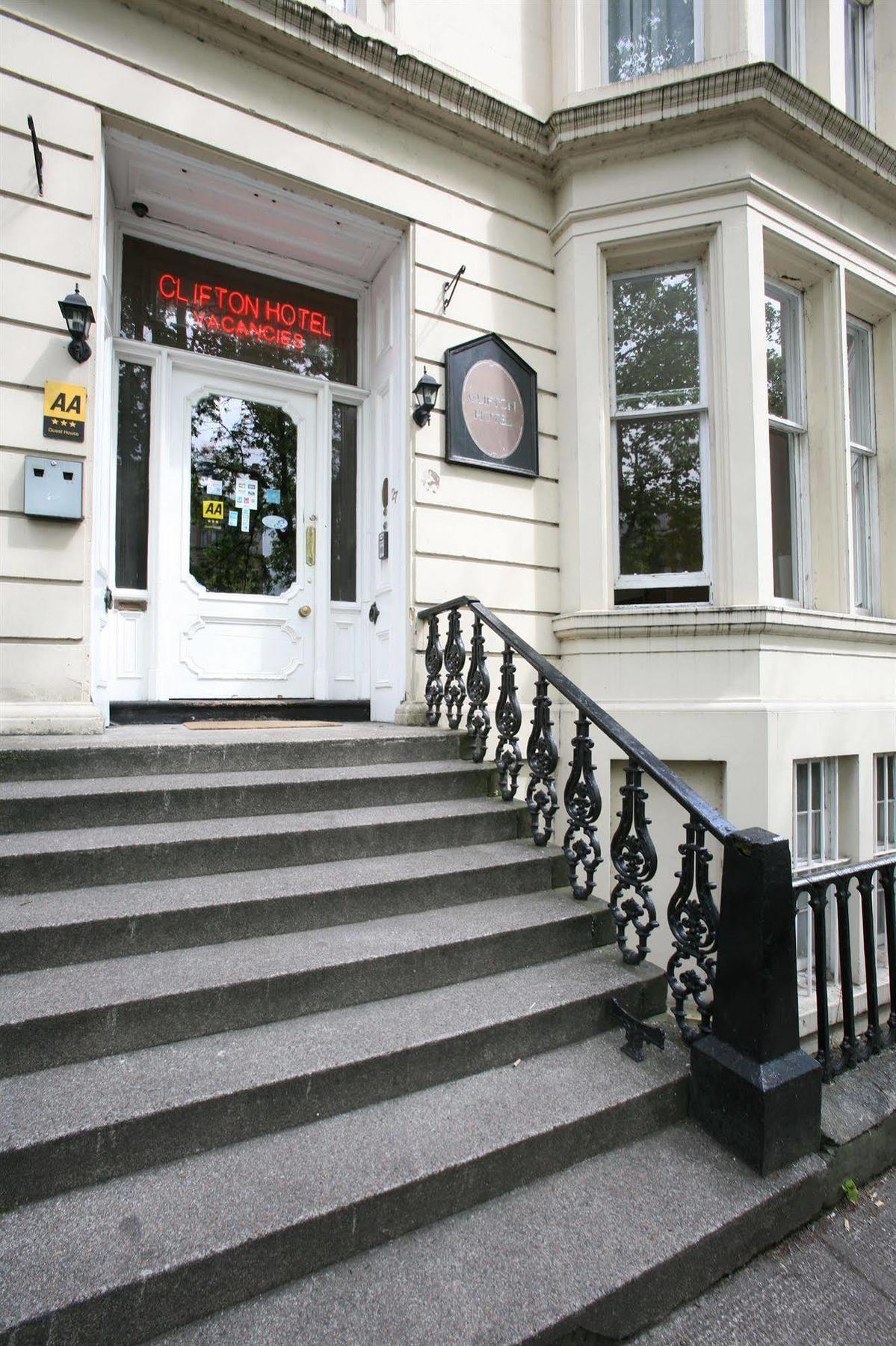 Guest house Clifton
