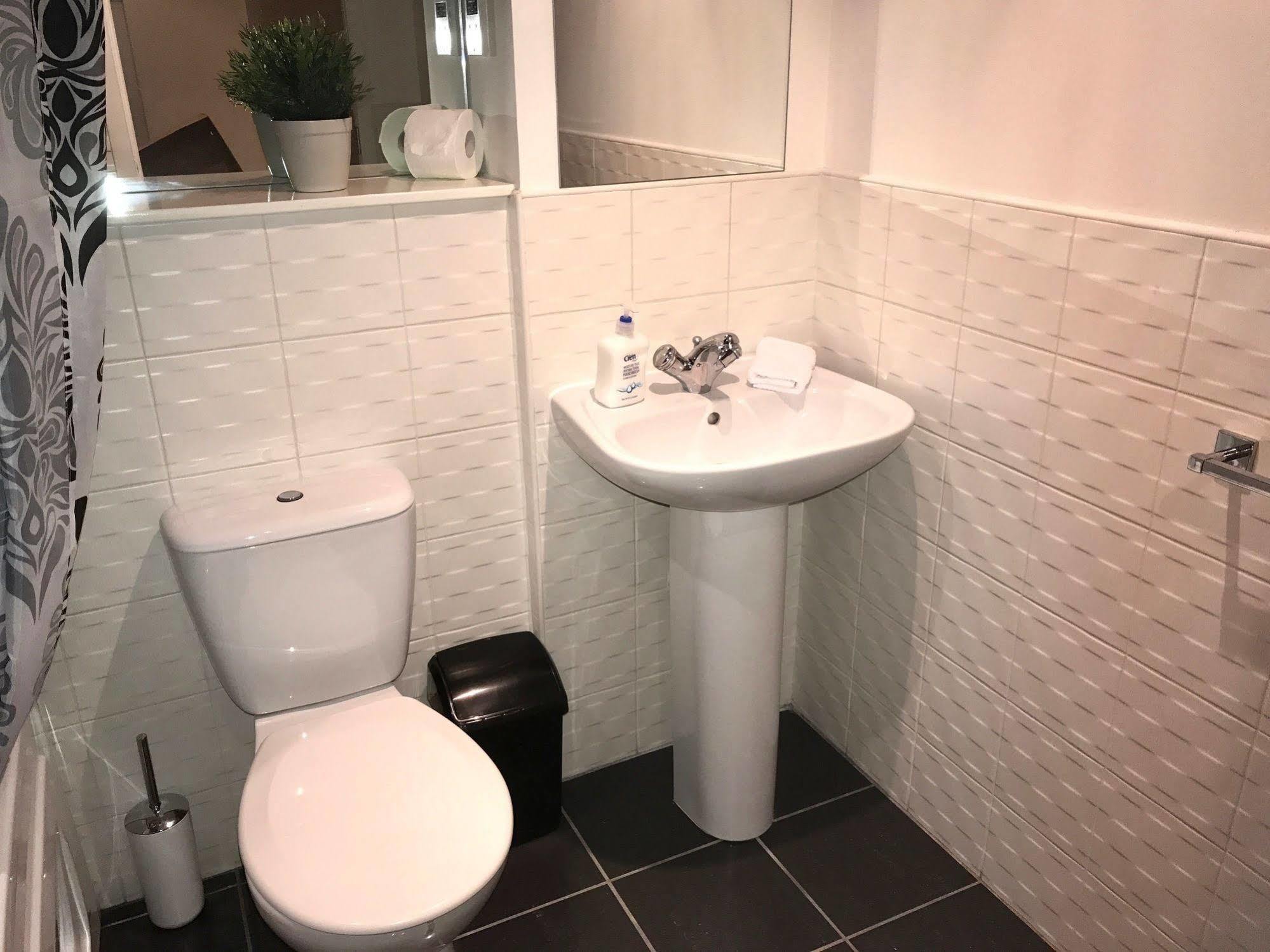 River Heights Apartment Glasgow