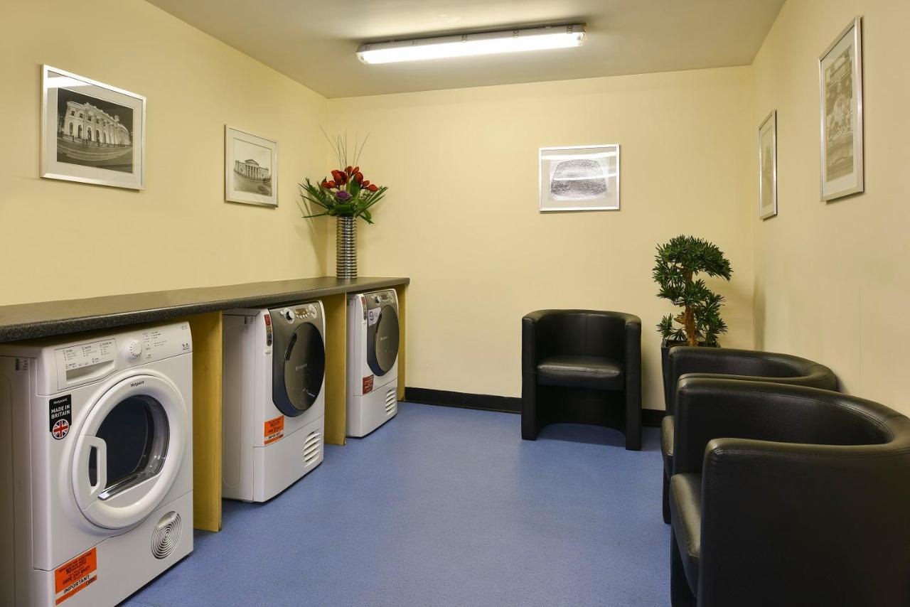Aparthotel Fraser 4*