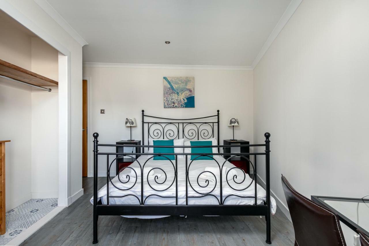 3 Bedroom Hillhead, With Balcony And Roof Garden Apartment Glasgow