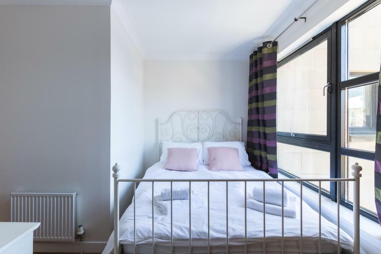 3 Bedroom Hillhead, With Balcony And Roof Garden Apartment Glasgow