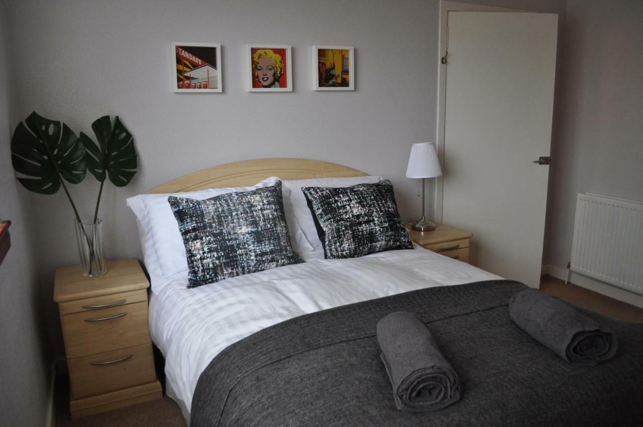 Holiday home Fantastic 3 Bedroom House In Langside/shawlands Glasgow