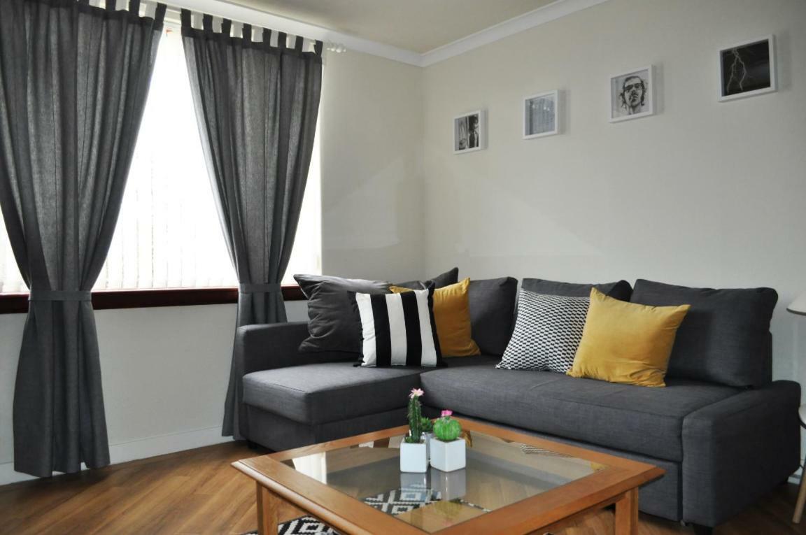 Fantastic 3 Bedroom House In Langside/shawlands * Glasgow