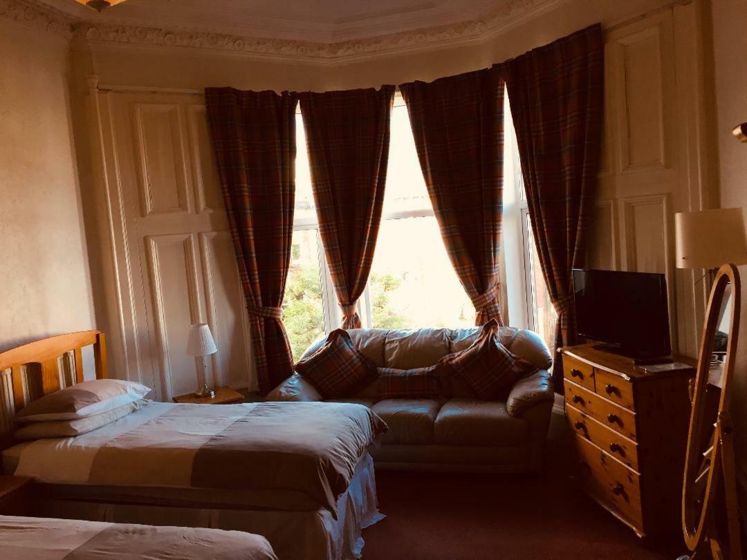 Glades House Glasgow