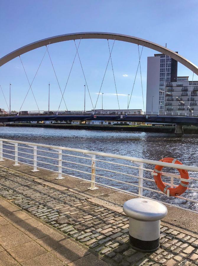 Apartment Arcview - Sec Hydro Two Bed Flat With Free Parking And Great View Glasgow